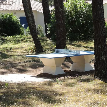 Maisonnette 450m De La Avec Piscine Et Parking A - Fr-1-194-184 * La Tranche-sur-Mer
