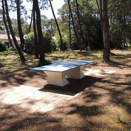 Holiday home Maisonnette 450m De La Avec Piscine Et Parking A - Fr-1-194-184